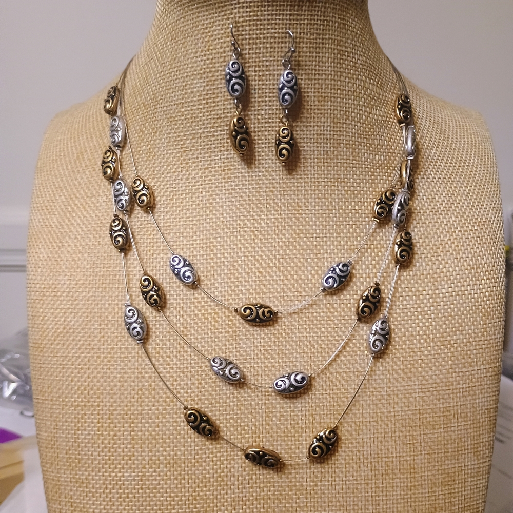 Premier Designs  CARRIED AWAY Multi-Strand Floating Wire Necklace & Earrings